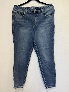 Maurices Women's Skinny Jeans in Medium Blue Wash